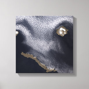 Lienzo Imagen por satélite de la isla de Semisopochnoi