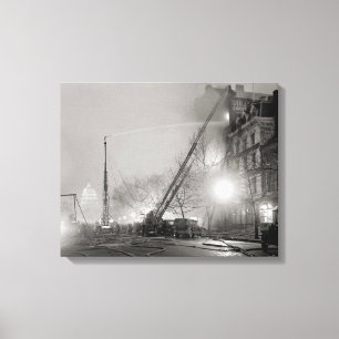 Lienzo Incendio de cinco alarmas por la noche, 1925