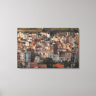 Lienzo Italia, Cerdeña, Bosa. Vista de la ciudad con Cast