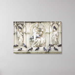 Lienzo Italia, Toscana, Siena. Estatuas y pájaros en