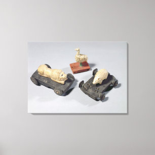 Lienzo Juguetes para niños: un erizo, un león y una palom