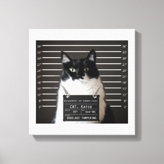 Lienzo Katie es... ACUSADA Mug Shot on Canvas