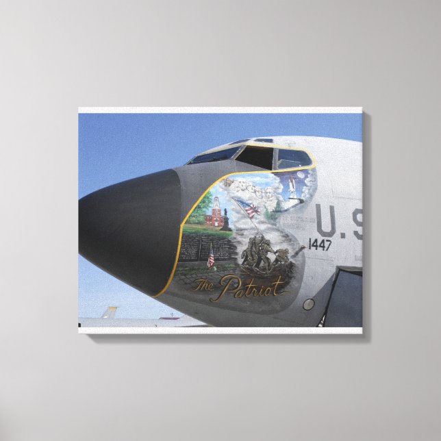 Lienzo KC-135 Estratotankerque muestra una nariz patrióti (Anverso)