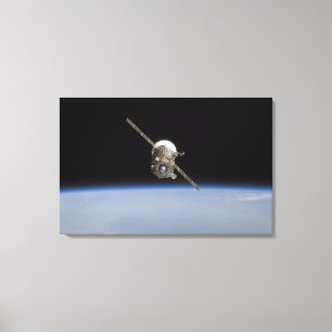 Lienzo La nave espacial de Soyuz TMA-11 sobre el horiz de