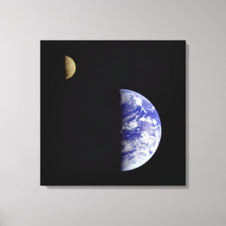 Lienzo La Tierra y la Luna vistas desde el espacio