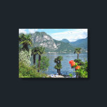 Lienzo Lago Como visto desde Bellagio<br><div class="desc">Imagine relajarse en una tumbona y contemplar el lago de Como en un día soleado y despejado.</div>