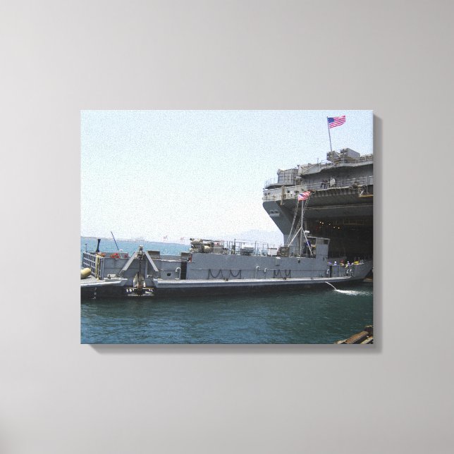 Lienzo Landing Craft Utility se mueve a su posición (Anverso)