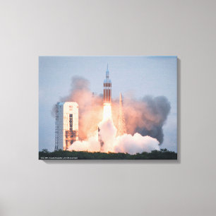 Lienzo Lanzamiento Orion EFT-1