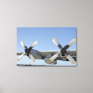 Lienzo Las alas de un Hércules LC-130