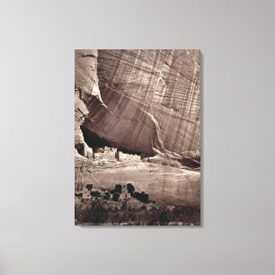Lienzo Las ruinas antiguas del Cañón de Chelle, 1873 (a