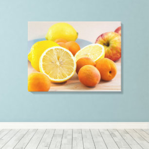 Lienzo Limón con albaricoques y manzanas fotografía de al