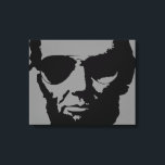 Lienzo Lincoln con gafas de sol aviador (negro)<br><div class="desc">Guay, cadera Y patriótico... Honesto Abe Lincoln usando gafas de sol aviadoras. Puede cambiar el tamaño o la posición de la imagen, si lo desea... intente elegir diferentes tamaños de poster, rotar la imagen, cambiar el tamaño de la imagen y cambiar el color de fondo. También disponible en otros colores...</div>