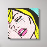 Lienzo Llorar un río Pop Art<br><div class="desc">Este canvas estilizado de arte pop de Cry Me a River presenta un libro de historietas inspirado en un dibujo de una joven emocionalmente distraída con pelo rubio, labios rosas y lágrimas acuáticas. La mujer está en un fondo de un punto de polka blanco y acuático. La vida puede no...</div>