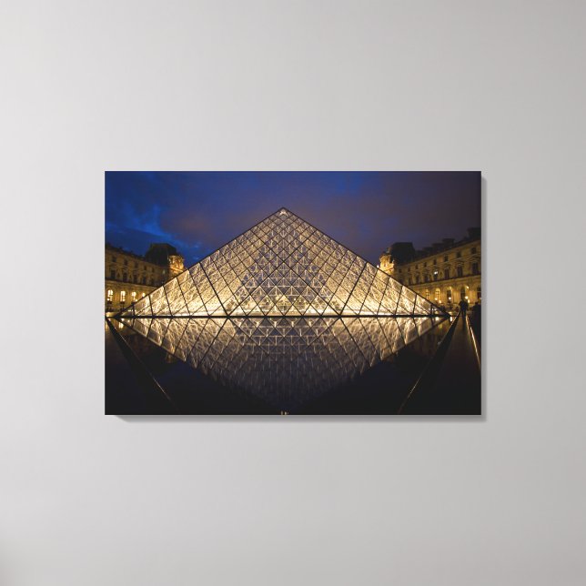 Lienzo Louvre Pyramid por el arquitecto I.M. Pei en (Anverso)