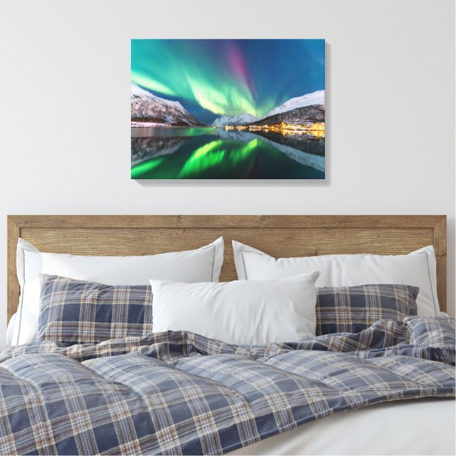 Lienzo Luces boreales y montañas cubiertas de nieve (Insitu(Dormitorio))