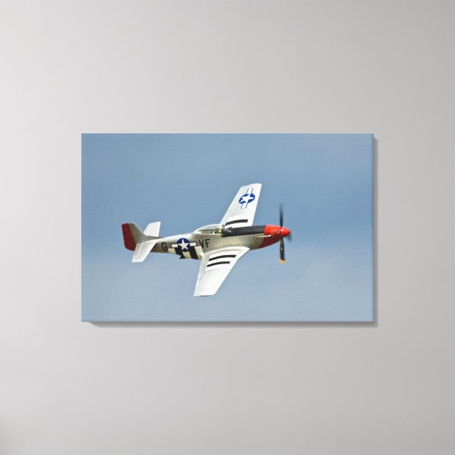 Lienzo Luchador Mustang P-51D con marcas D-Day volando (Anverso)
