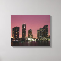 Luz de puesta de sol sobre Miami luego de una torm