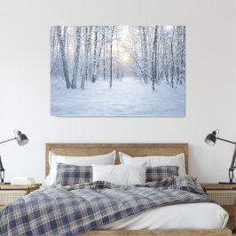 Lienzo Luz de sol invernal en un tranquilo bosque de abed