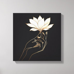 Lienzo Mano Femenina Elegante Sosteniendo Flor de Magnoli