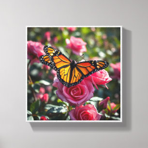 Lienzo Mariposa monarca colorida que muestra sus alas