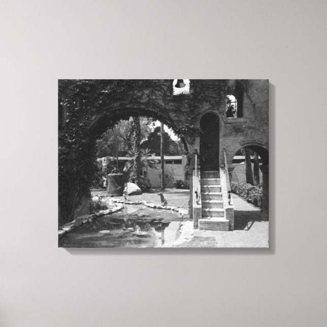Lienzo Mission Inn Courtyard of Riverside, Fotograpa de C (Anverso)