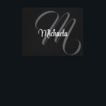 Lienzo Monograma moderno minimalista nombre inicial<br><div class="desc">Monograma moderno minimalista nombre inicial blanco negro. Nombre personalizado personalizable con una inicial cursiva en un color negro.</div>