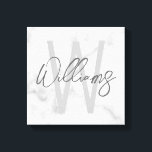 Lienzo Monograma y nombre personalizados de escritura de<br><div class="desc">Moderno Minimalista Personalizado Monograma y Regalos de nombres Este diseño presenta un nombre personalizado en estilo de letra de escritura a mano gris moderno y monograma en gris claro moderno sans serif estilo de fuente como fondo, sobre fondo de mármol blanco.</div>