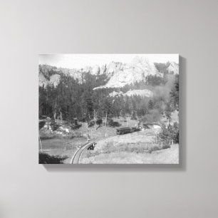 Lienzo Montañas de Buckhorn más allá de pistas de