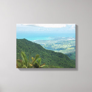 Lienzo montañas de Luquillo con vistas a la costa de Puer
