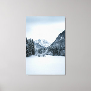 Lienzo Montañas y lago congelado en Zgornje Jezersko, Slo