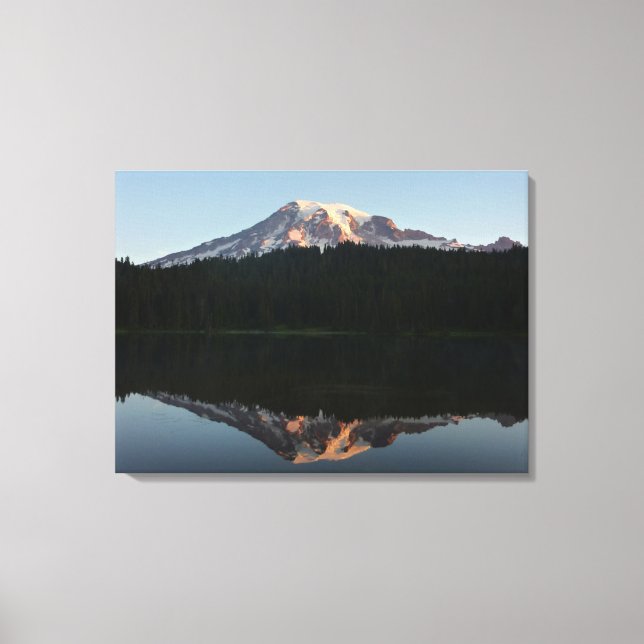 Lienzo Monte Rainier Reflejado Amanecer I (Anverso)