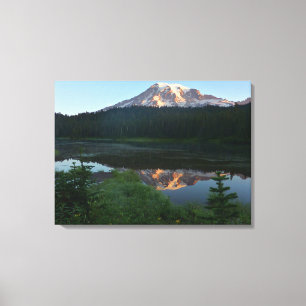 Lienzo Monte Rainier Reflejado Sunrise II