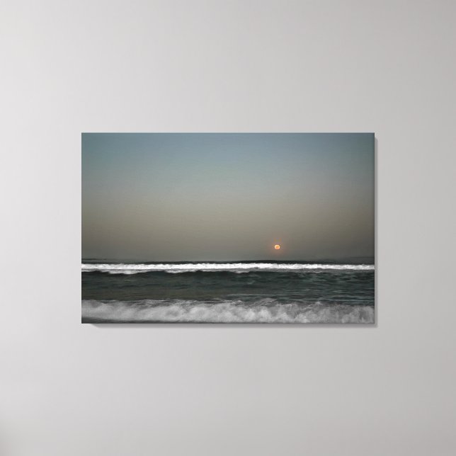 Lienzo Moon Over Waves (Anverso)