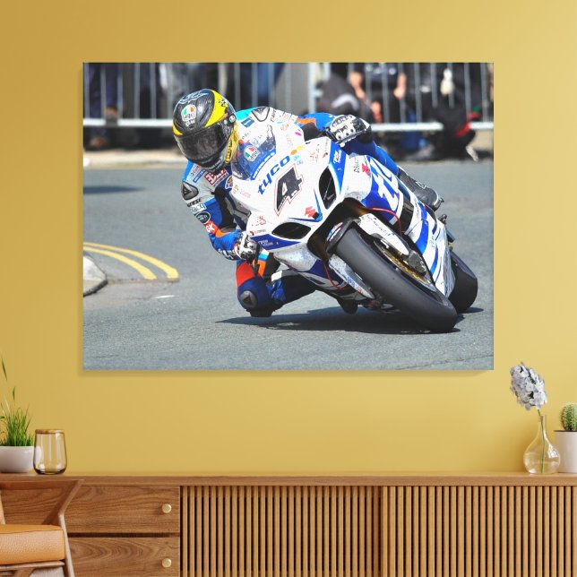 Lienzo moto en pista (Insitu (Sala de estar))