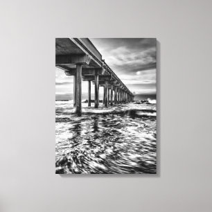 Lienzo muelle en blanco y negro al amanecer, California
