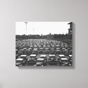 Lienzo Mujer que se sienta por la chimenea B&W