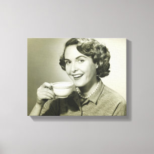 Lienzo Mujer que sostiene las tazas