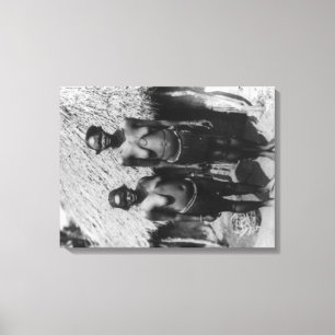 Lienzo Mujeres de Nubian que se colocan delante de la