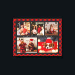 Lienzo Nombre familiar 5 Collage de fotos Red Plaid Moder<br><div class="desc">La imagen de lienzo moderno de color rojo Collage de fotos Nombre de familia 5 incluye un collage de fotos de cinco de tus fotos favoritas con tu nombre de familia personalizado en un elegante guión en blanco sobre un fondo de manto rojo. Personalice editando el texto en los cuadros...</div>