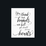 Lienzo Nuestras manos están llenas. Deberías ver nuestros<br><div class="desc">Sumérjase en su casa con la calidez y el amor de la familia con el "Abrazo Cordial - Manos llenas, Impresión de lienzo de Corazones llenos". Esta encantadora obra de arte captura la esencia de una vida familiar ocupada pero llena de alegría, inspirada por la entrañable cita: "Piensas que nuestras...</div>