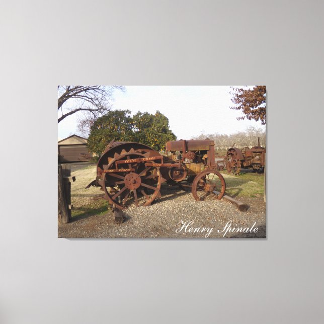 Lienzo Old tractor from days gone by on canvas  (Anverso)