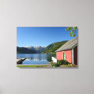 Lienzo Opinión noruega y boathouse del fiordo