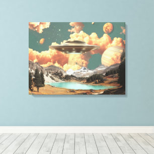 Lienzo OVNI Surrealista Sobre Lago de Montaña con Planeta