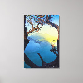 Lienzo Paisaje de cráter azul de azufre de montaña Foto d