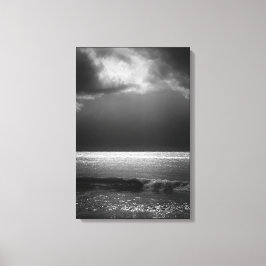 Lienzo Paisaje de Moody Beach Stormy Clouds Sun Rays