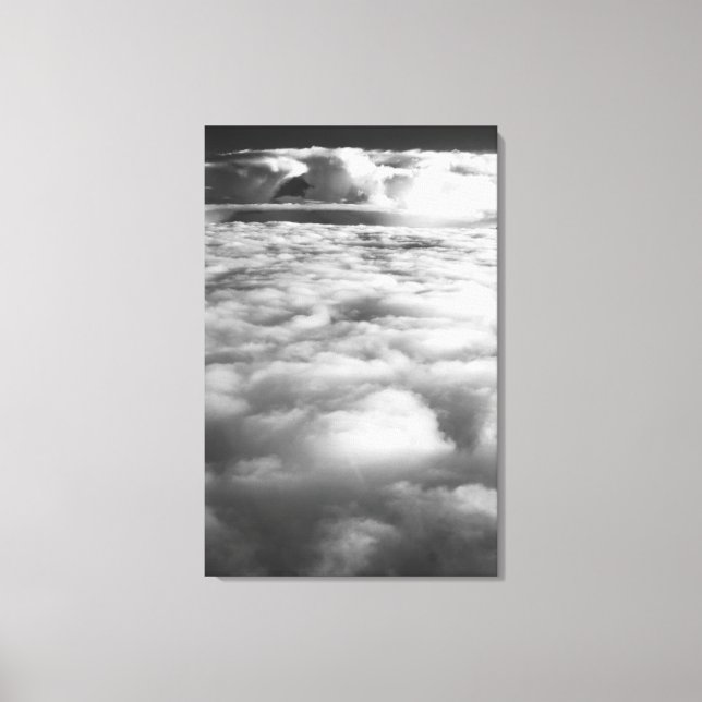 Lienzo Paisaje de nubes inquietante al amanecer. (Anverso)