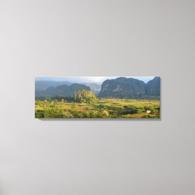 Lienzo Paisaje panorámico del valle, Cuba (Anverso)