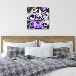 Lienzo Pansies morados de 16" x 16"