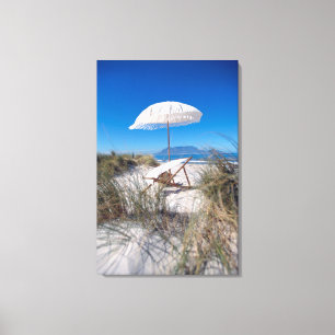 Lienzo Paraguas Y Silla En La Playa