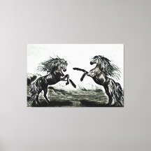 Pareja de caballos en blanco y negro